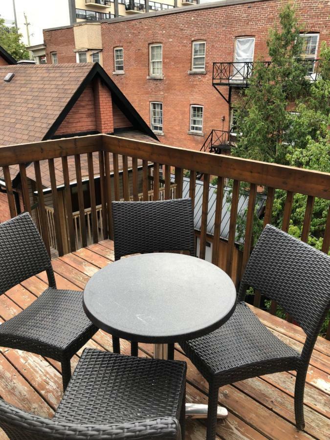 Bright, Clean, Private. In The Heart Of Downtown! Parking, Wi-Fi And Netflix Included Apartamento Ottawa Exterior foto